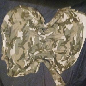 Long sleeve shirt, medium ,camo